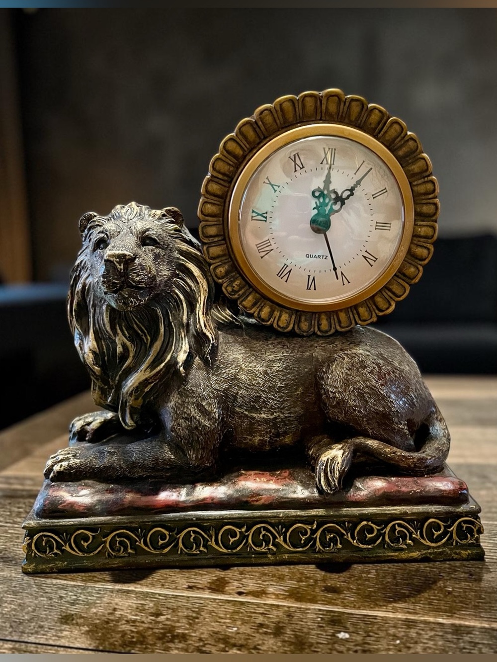 Lion mantel clock, resin, faux bronze, working clock, vintage Kirklands Home